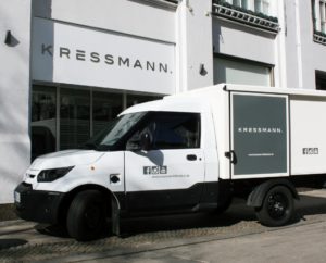 Das Elektromobil des Modehaus Kressmann aus Hildesheim.